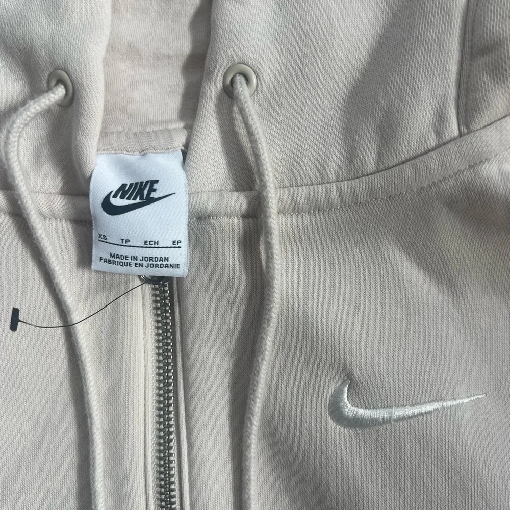 Nike Off-White Hooded Zip-Up Jacket - Picture 3 of 3